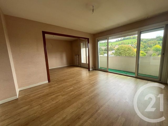 Appartement F4 à vendre - 4 pièces - 77.0 m2 - AURILLAC - 15 - AUVERGNE - Century 21 Pradel Immobilier